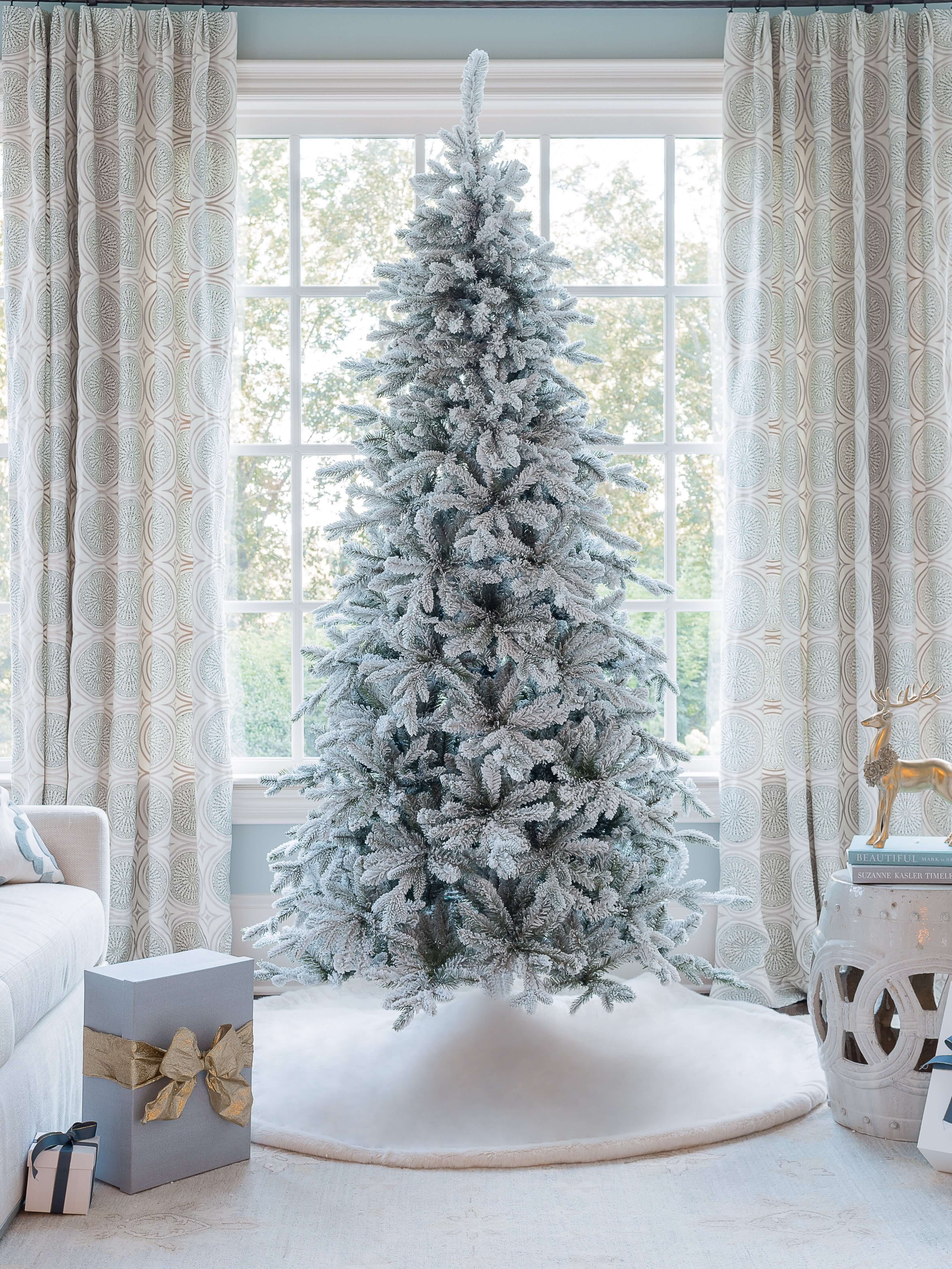 7.5' Queen 🎄 Slim Artificial Christmas Tree Unlit