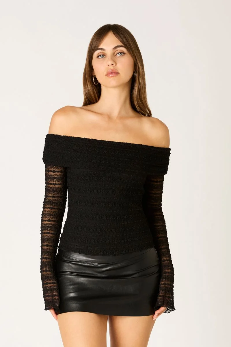 Stretch Lace Off-Shoulder Top - guttulla