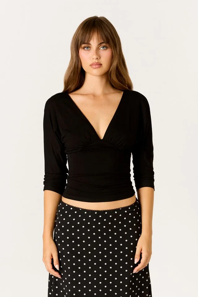 Ruched Long Sleeve Top - guttulla