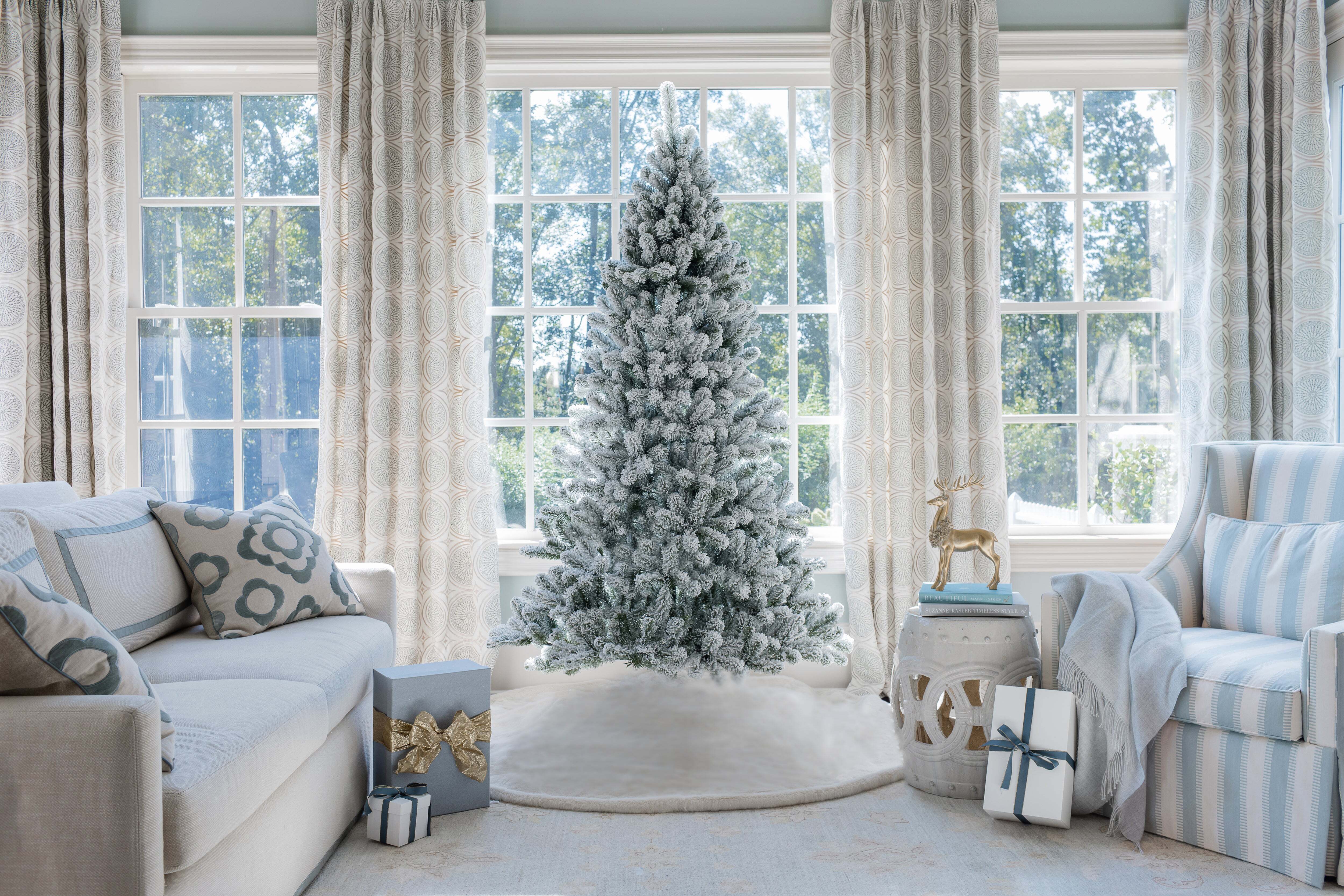 6' Prince 🎄 Artificial Christmas Tree with 350 Warm White LED Lights