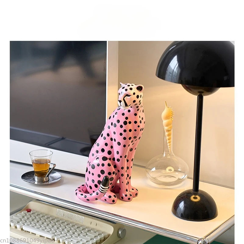 Chic Pink Leopard Ornaments