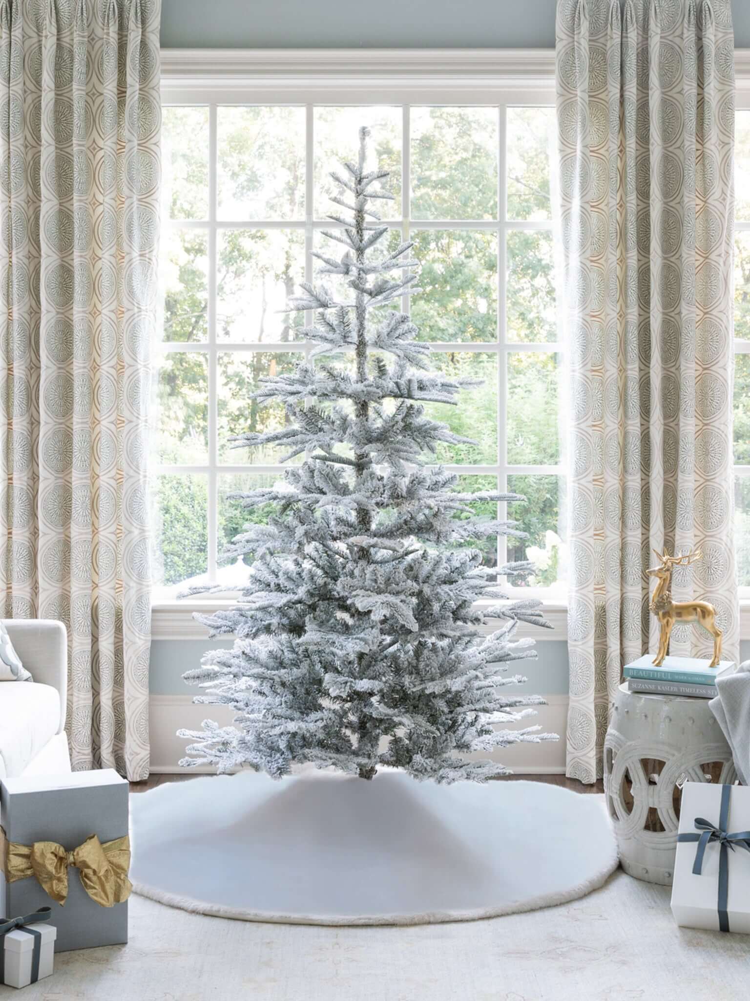 7' King Noble 🎄 Artificial Christmas Tree with 500 Warm White LED Lights