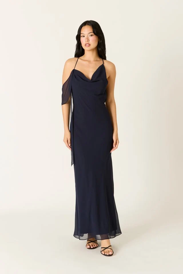 Cowlback Maxi Dress - guttulla