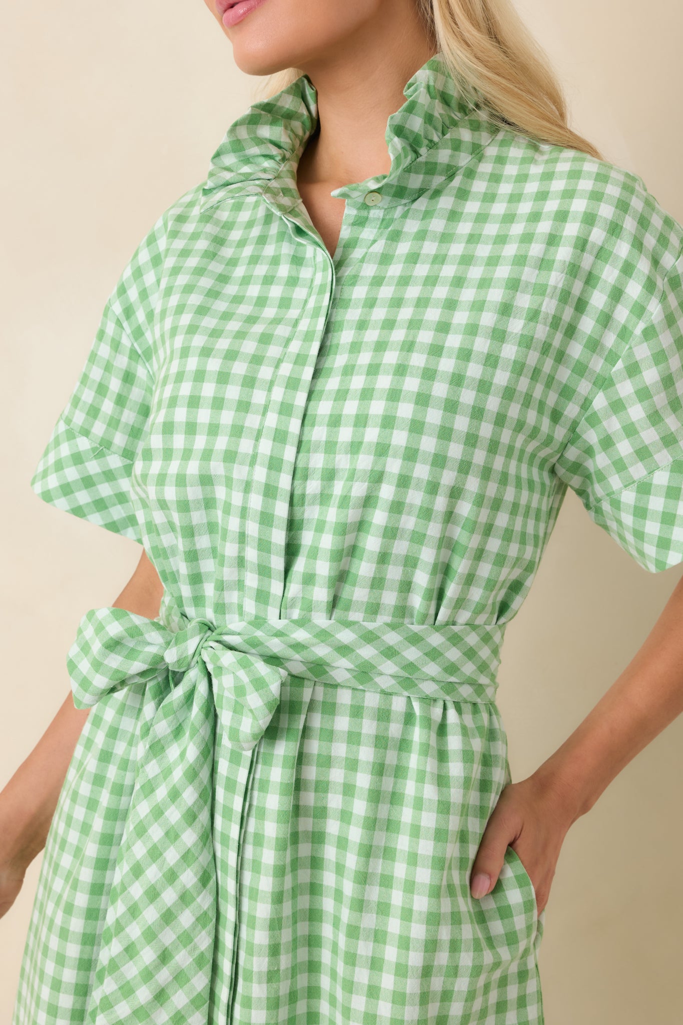 Green Gingham Ruffle Collar Belted Maxi Dress - gazingly