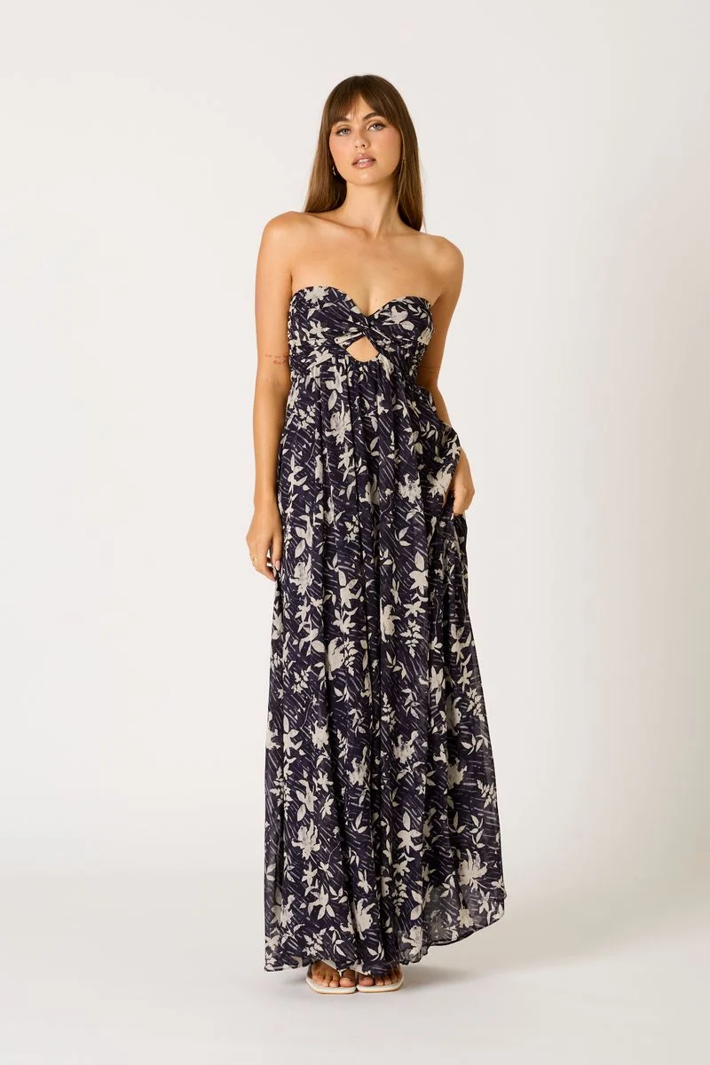 Floral Strapless Maxi Dress - guttulla