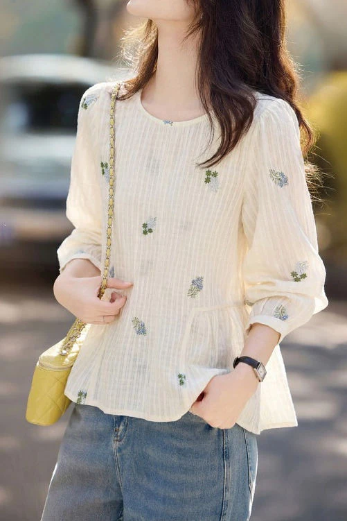 Elegant Commuter Crew Neck Floral Embroidered Long Sleeve Blouse - gazingly