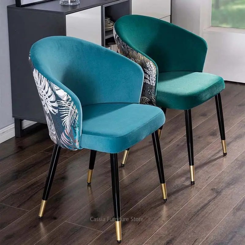 Chic Multipurpose Backrest Stool