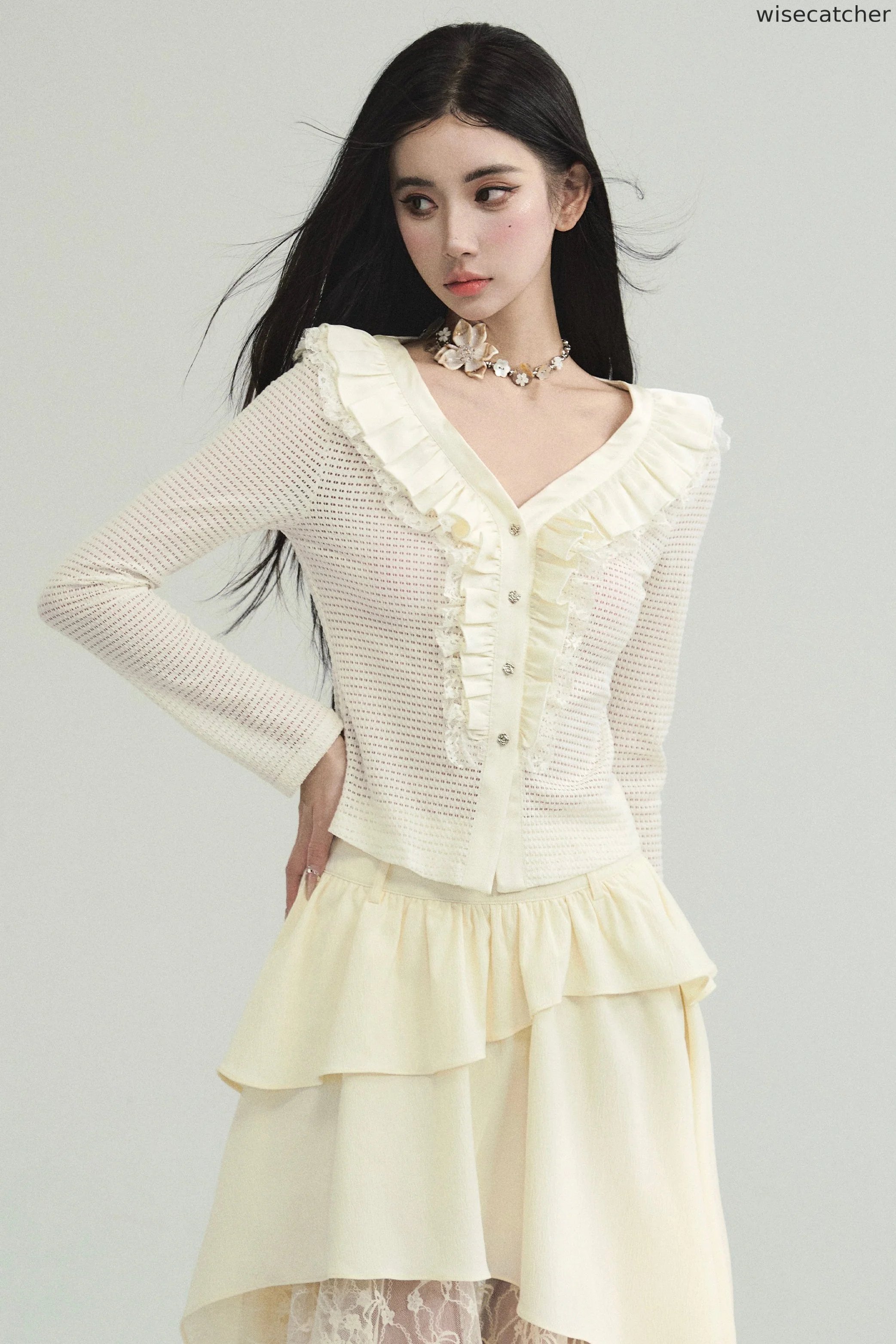 Chic Knitted Bell Sleeve Top - jugjet