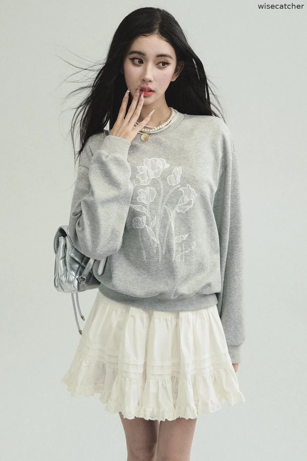 Graffiti Gray Crewneck Sweatshirt Set-Up - jugjet