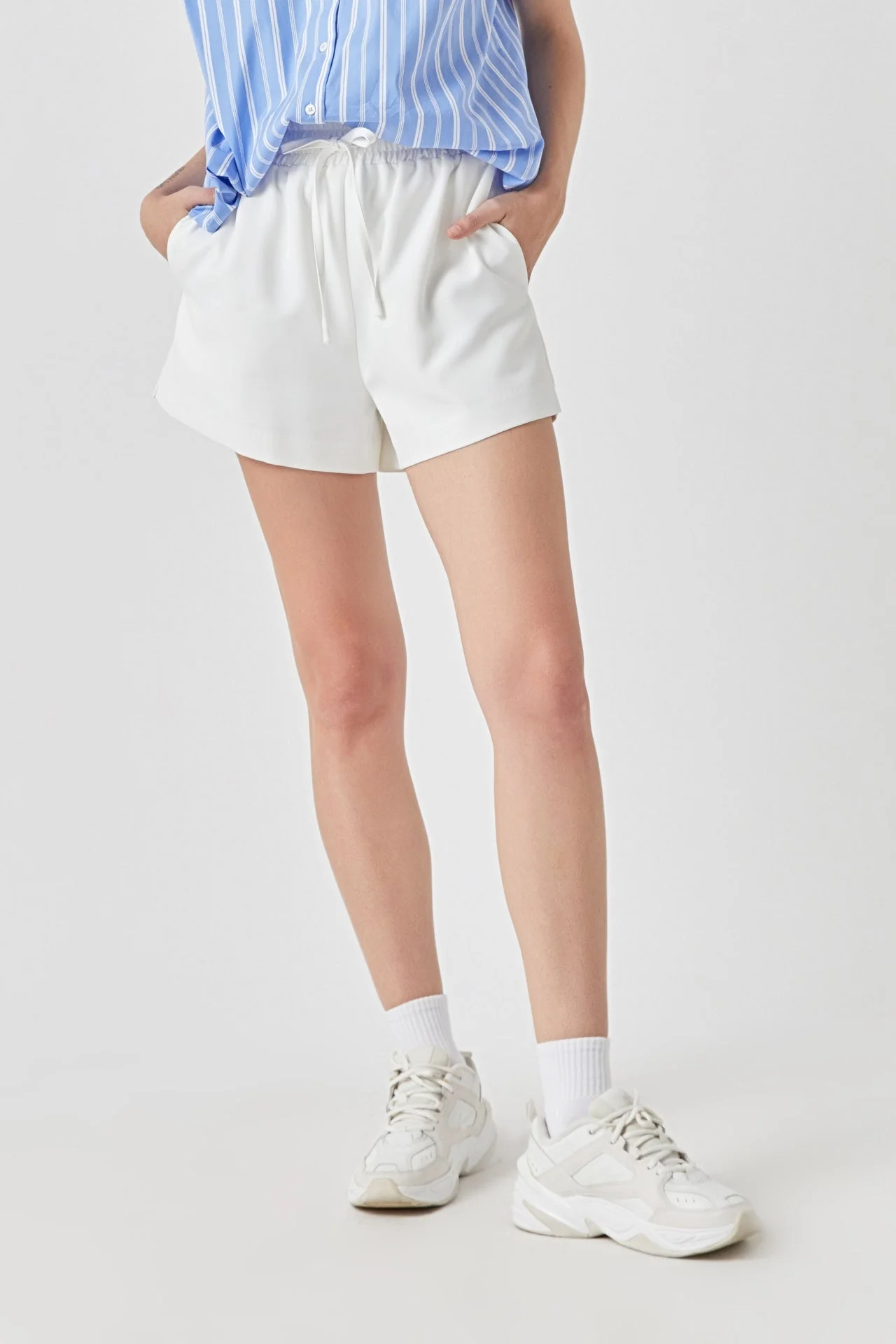 Elastic Waist Shorts - vipsense