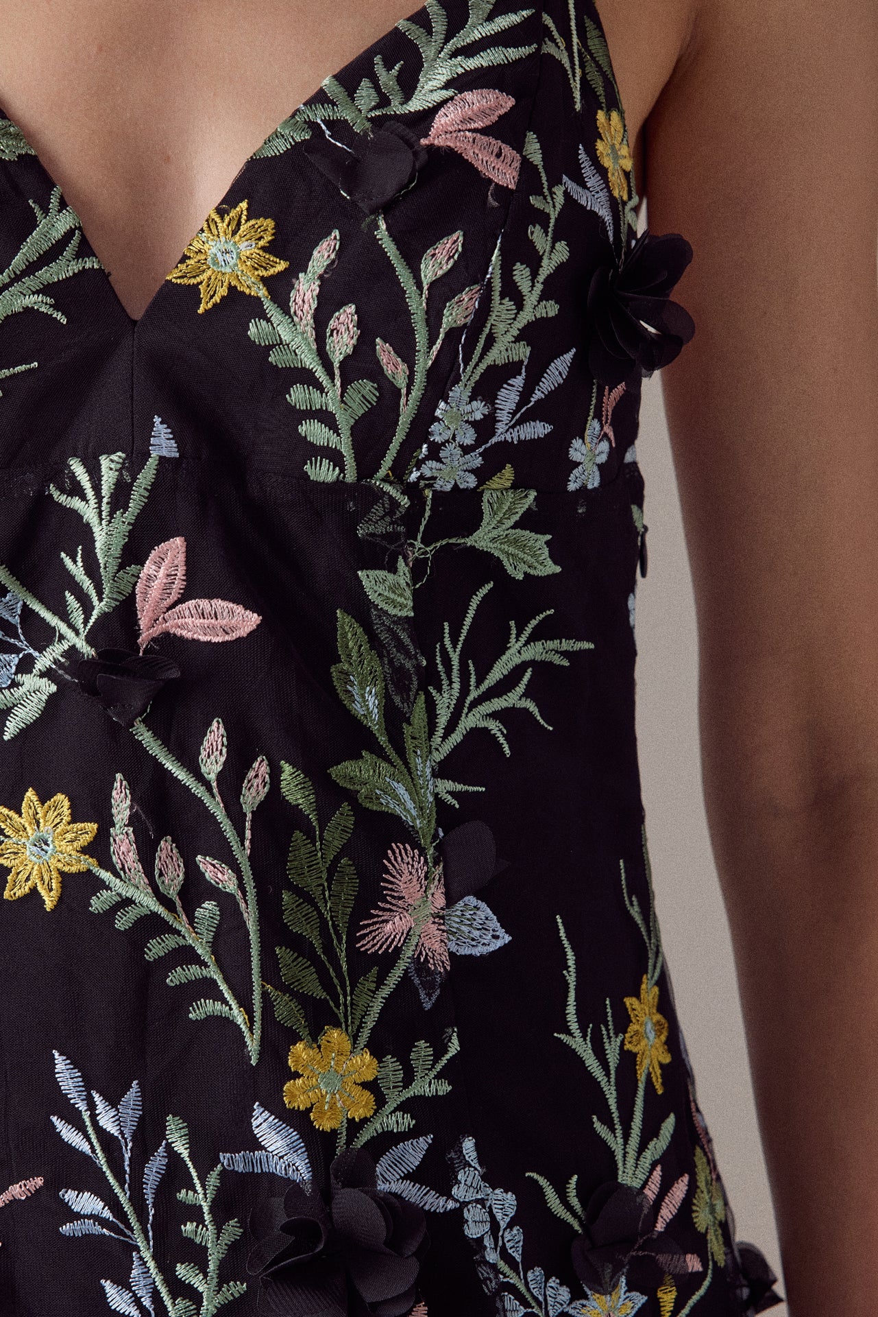3D Floral Embroidered Maxi Dress - vipsense