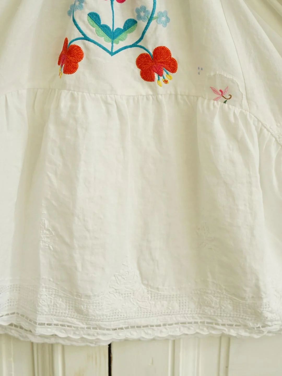 Unlogical Poem Antique Cotton Poetry-Embroidered Crochet Blouse