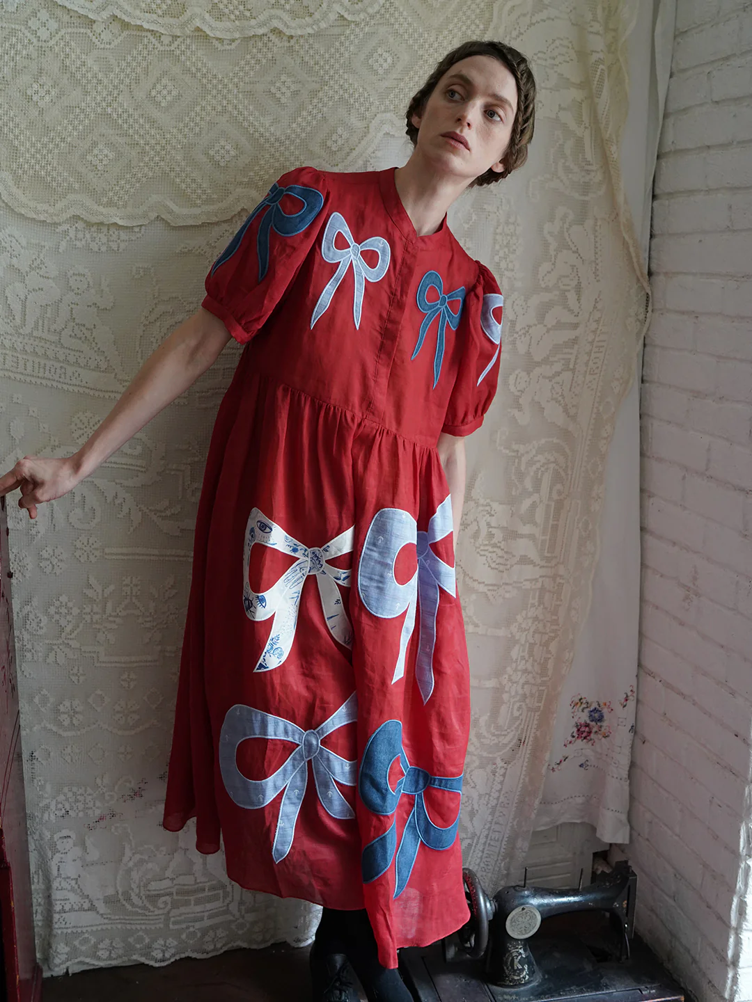 Unlogical Poem Victorian Style Bow Applique Embroidered Red Dress