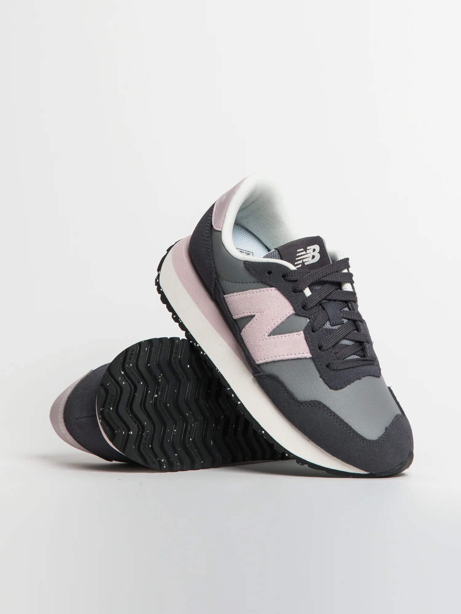 NMWOMENS NEW BALANCE THE 237 SHADOW GREY/SKY SNEAKER