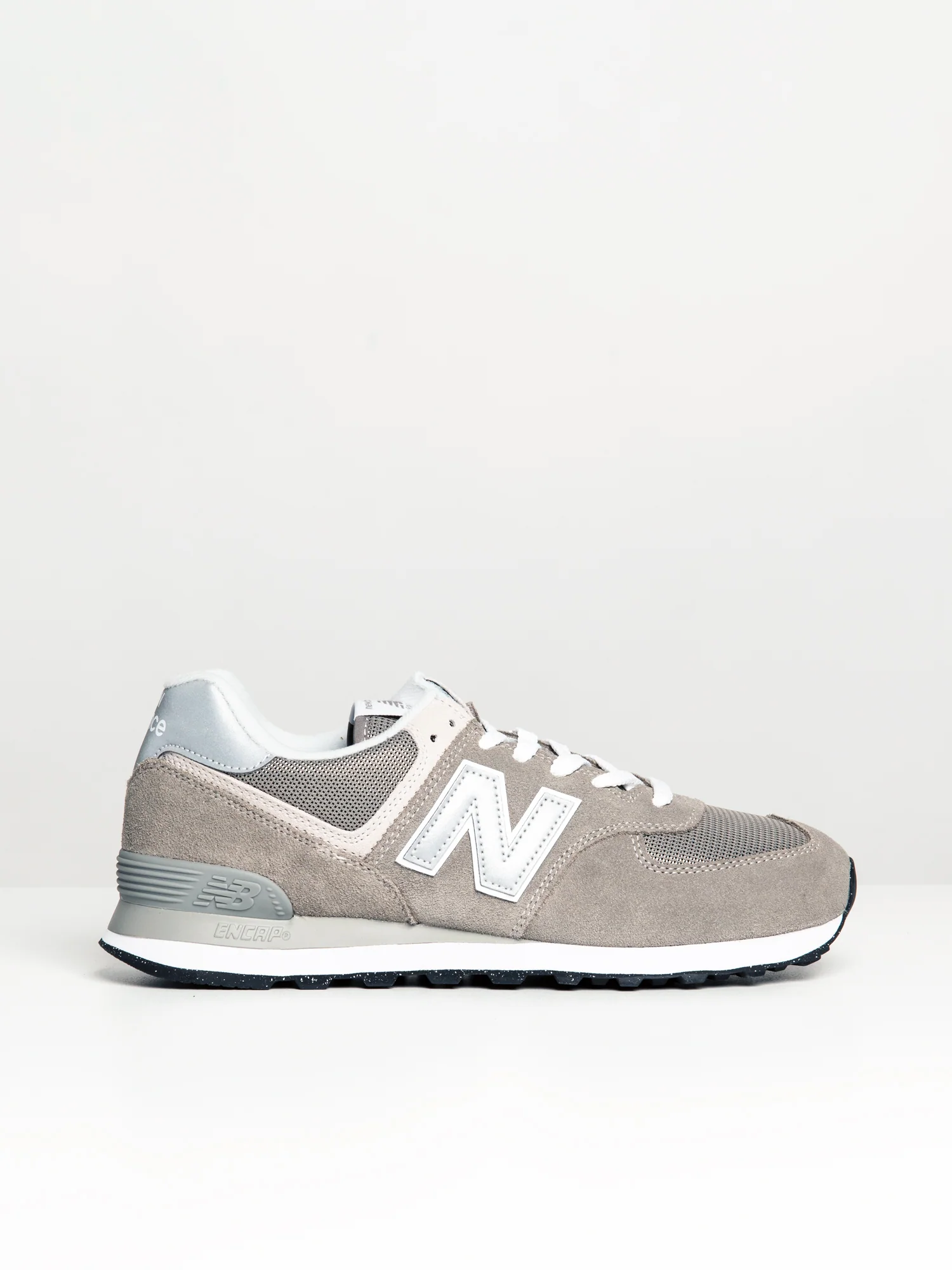 NMMENS NEW BALANCE THE 574 SNEAKER