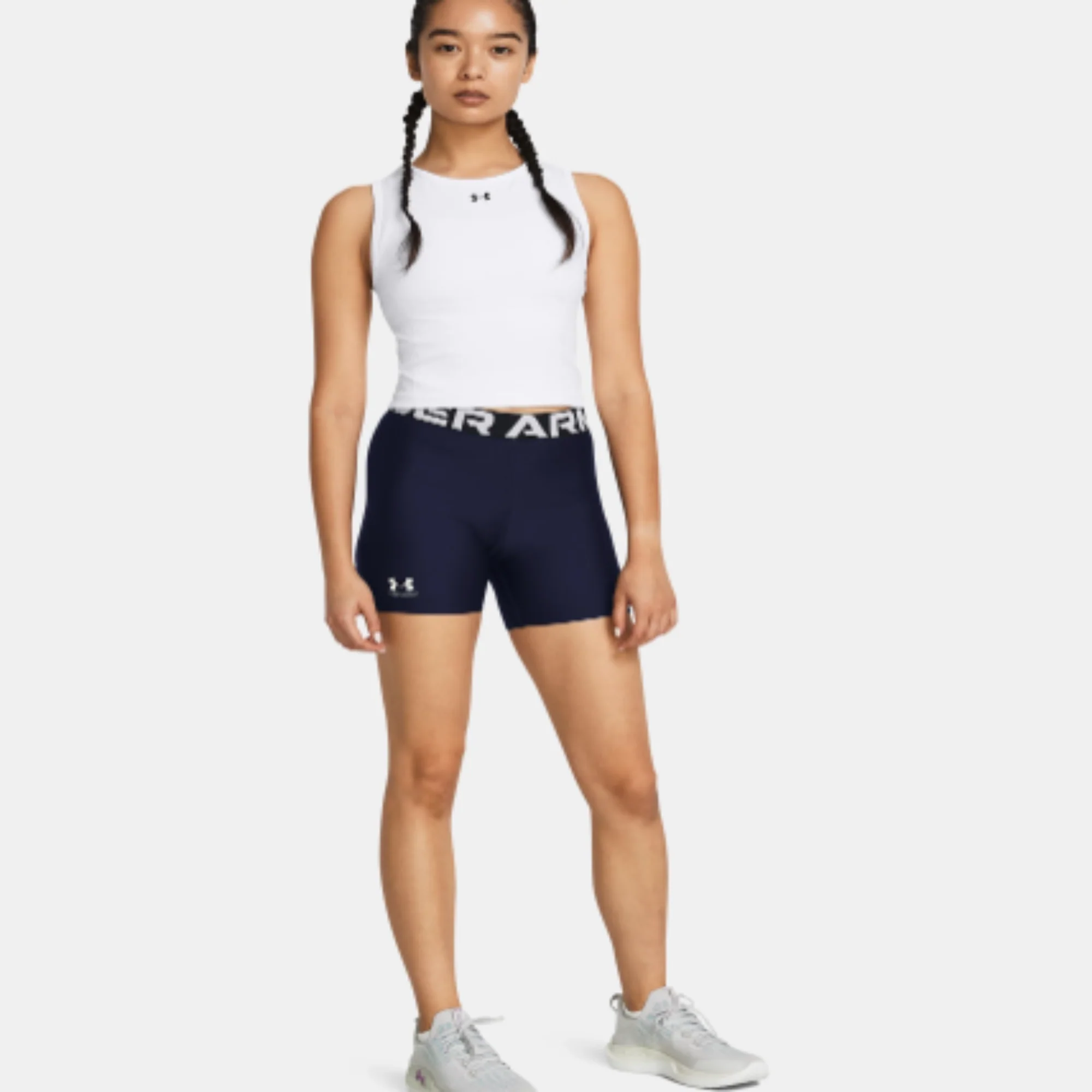 NMWomen's Under Armour HeatGear® Middy Shorts (Midnight Navy)