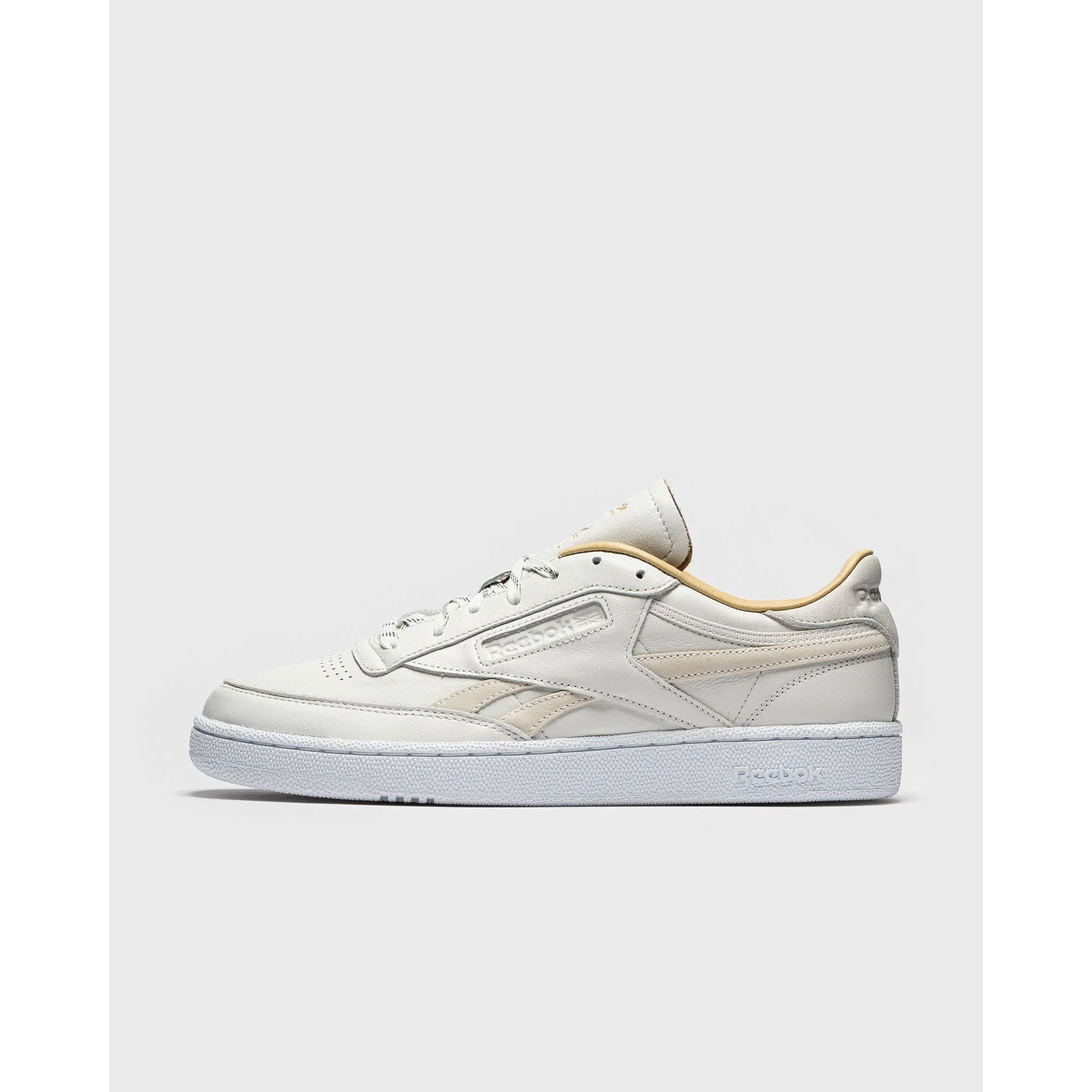 NMReebok Men's Club C Revenge Shoes - White / Gold Metallic