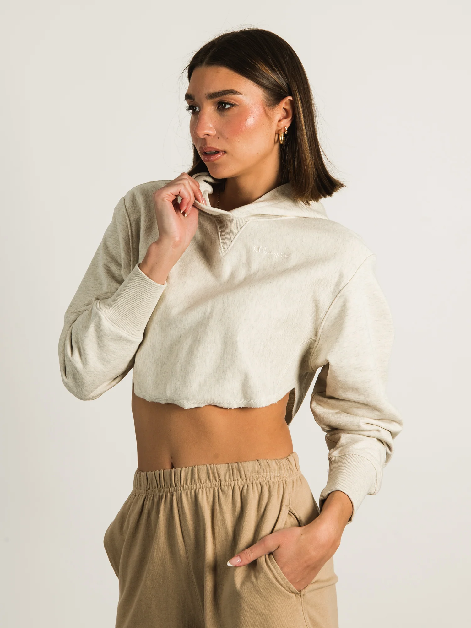 NMCHAMPION REVERSE WEAVE CROP CURVE HEM HOODIE