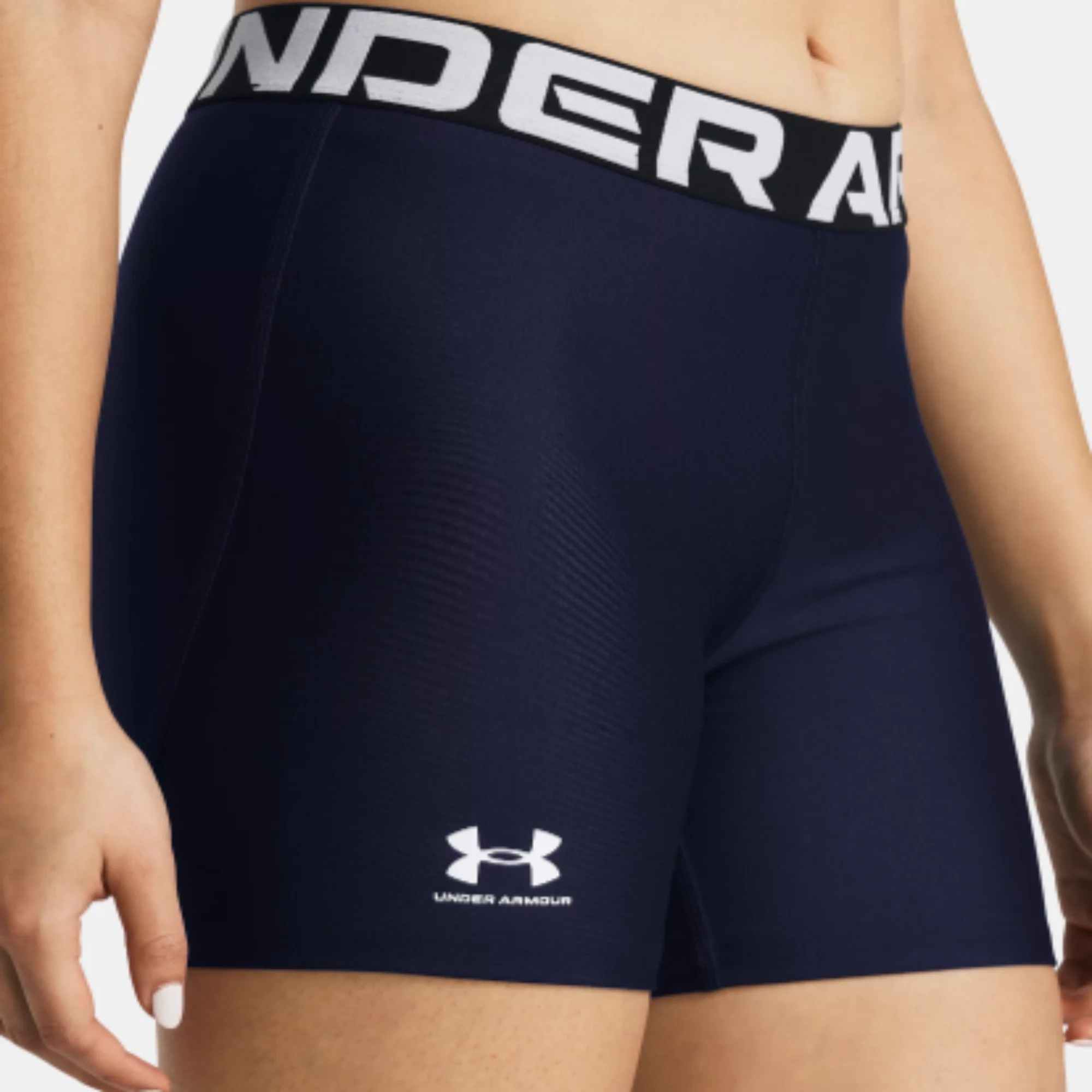 NMWomen's Under Armour HeatGear® Middy Shorts (Midnight Navy)