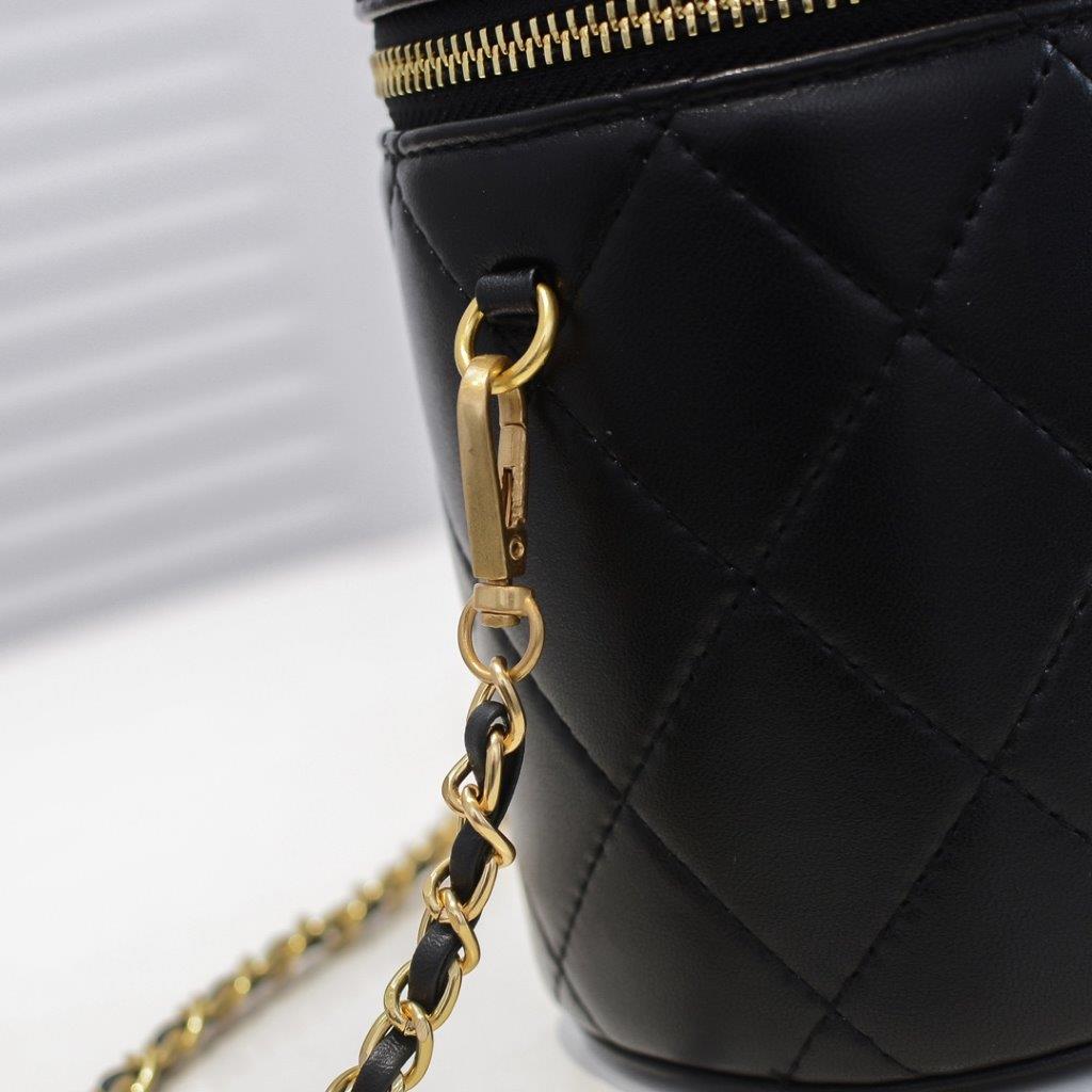 NMChanel limited edition small bucket bag - black