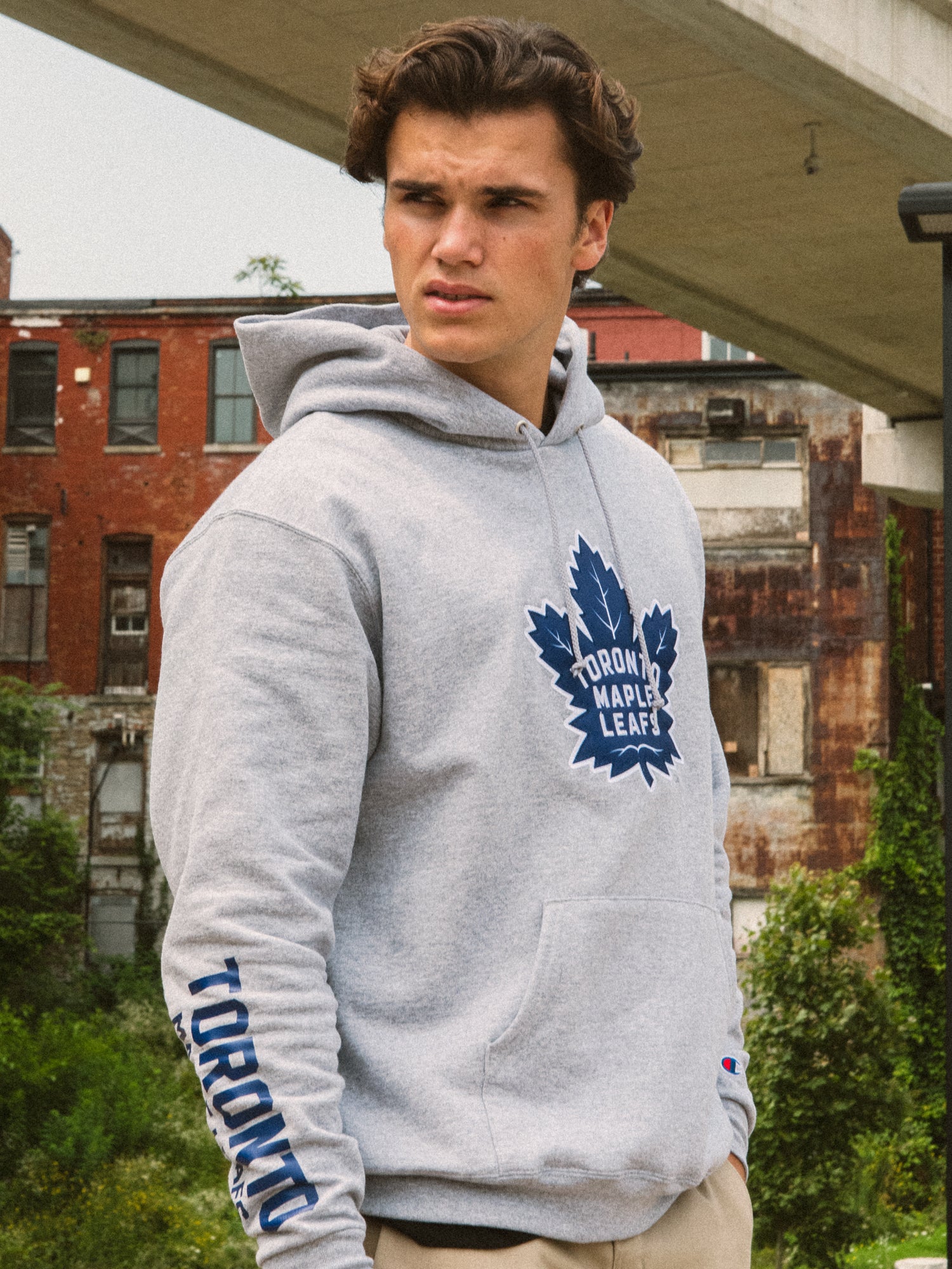 NMCHAMPION NHL TORONTO MAPLE LEAFS CENTER ICE PULL OVER HOODIE