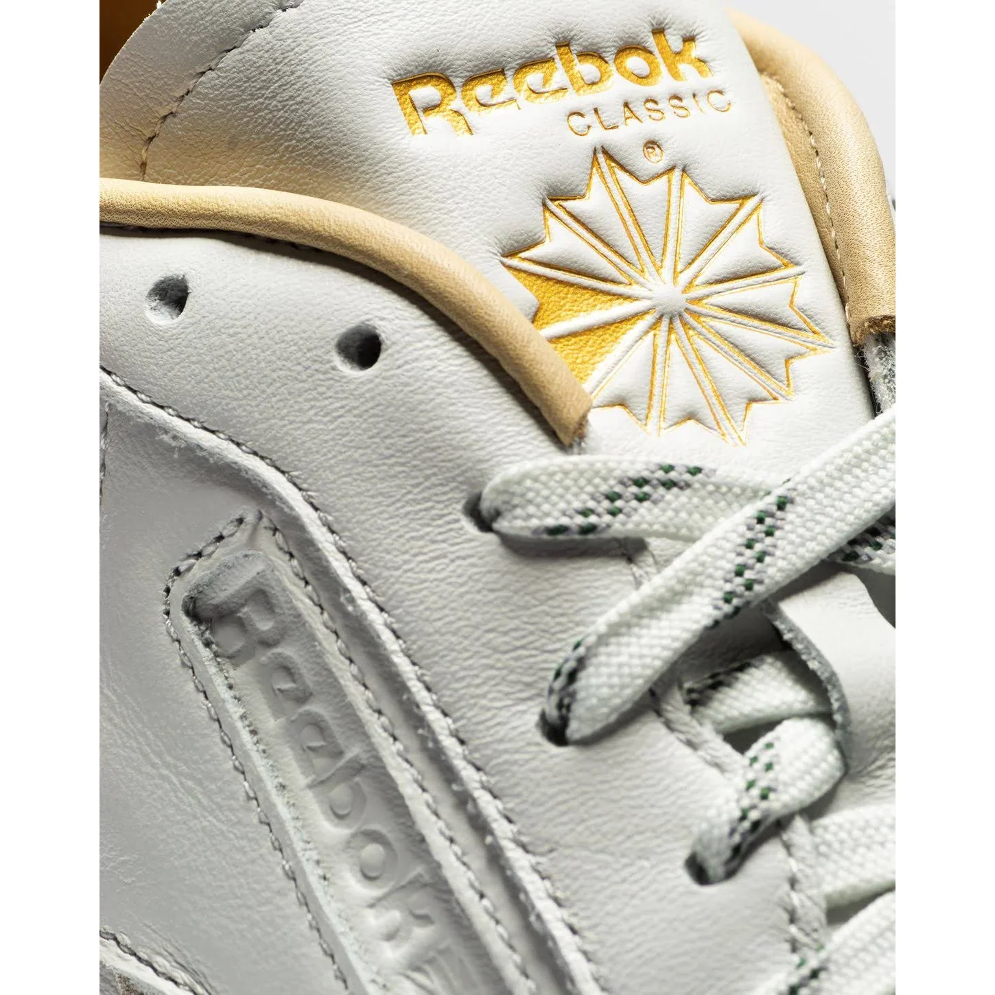 NMReebok Men's Club C Revenge Shoes - White / Gold Metallic