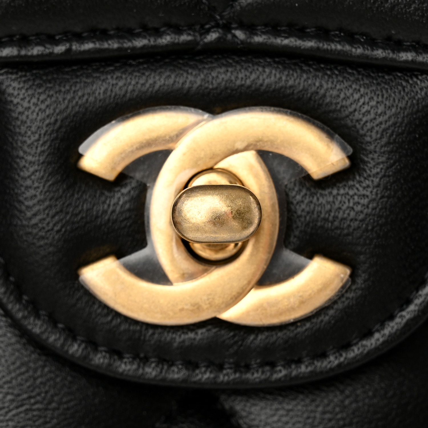 NMLambskin Quilted Medium Rue Cambon Charms Double Flap Black