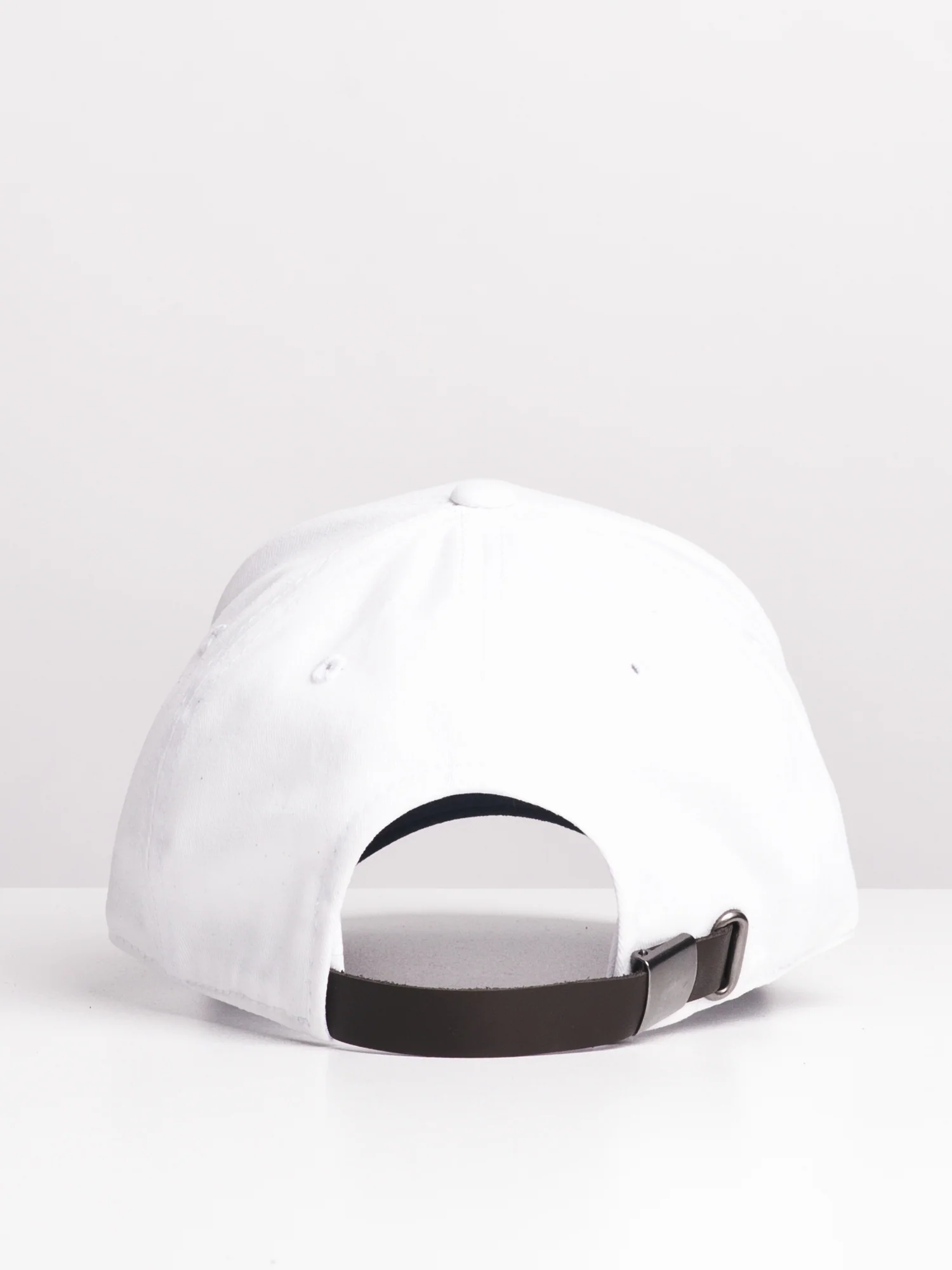 NMCHAMPION CLASSIC TWILL HAT - WHITE