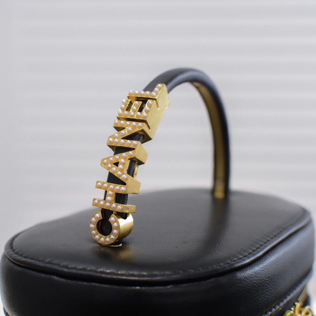 NMChanel limited edition small bucket bag - black