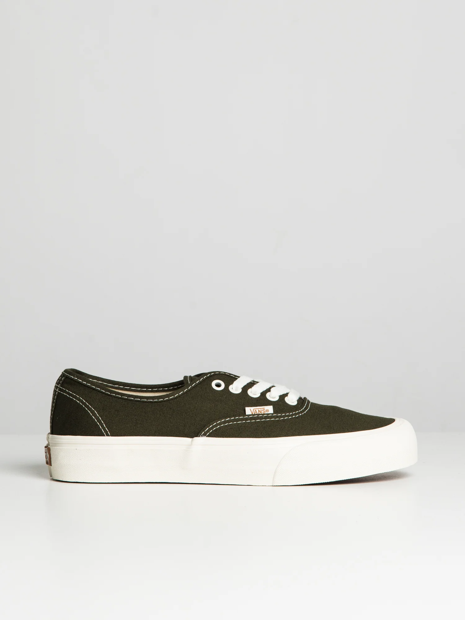 NMMENS VANS AUTHENTIC VR3