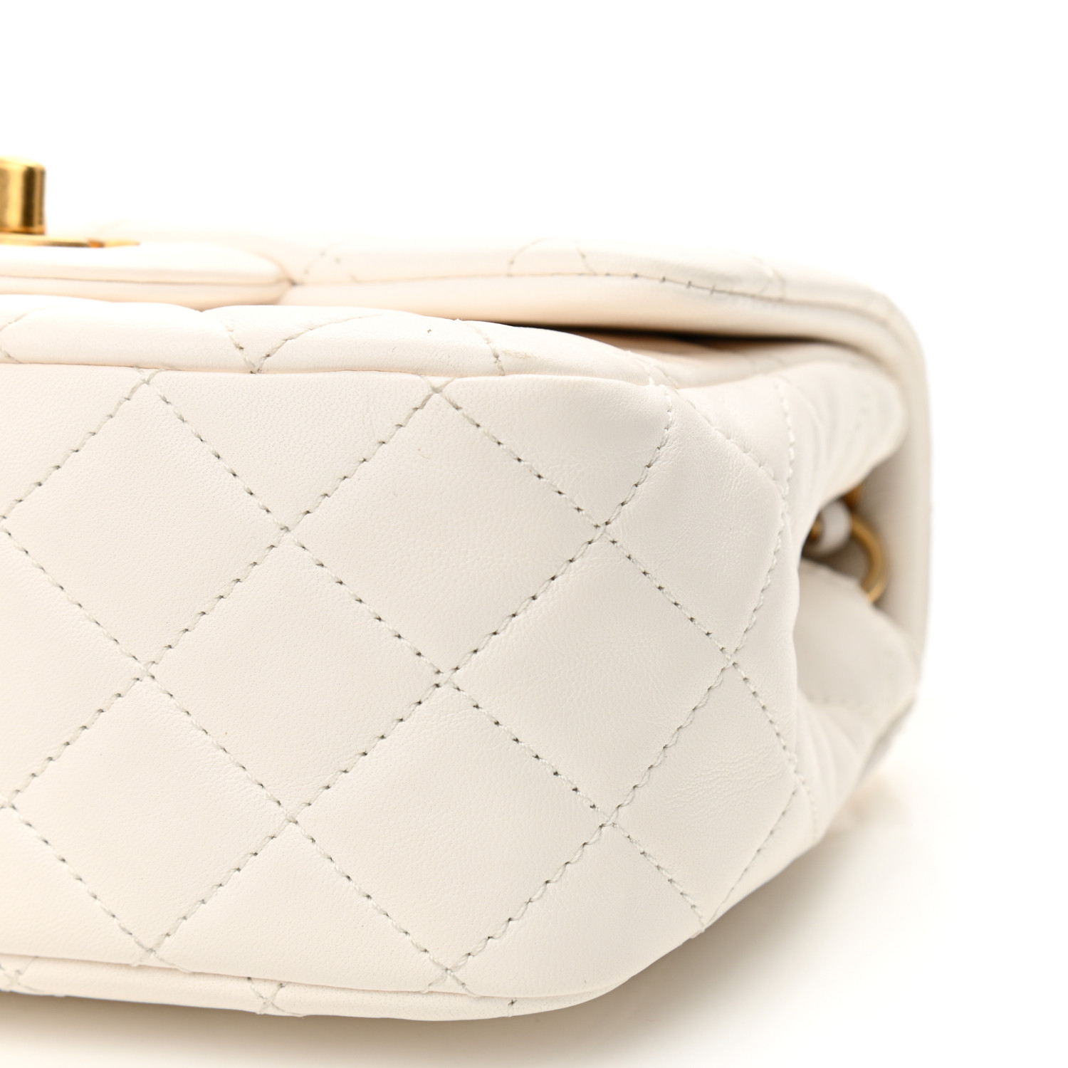 NMLambskin Quilted CC Pearl Crush Mini Flap White