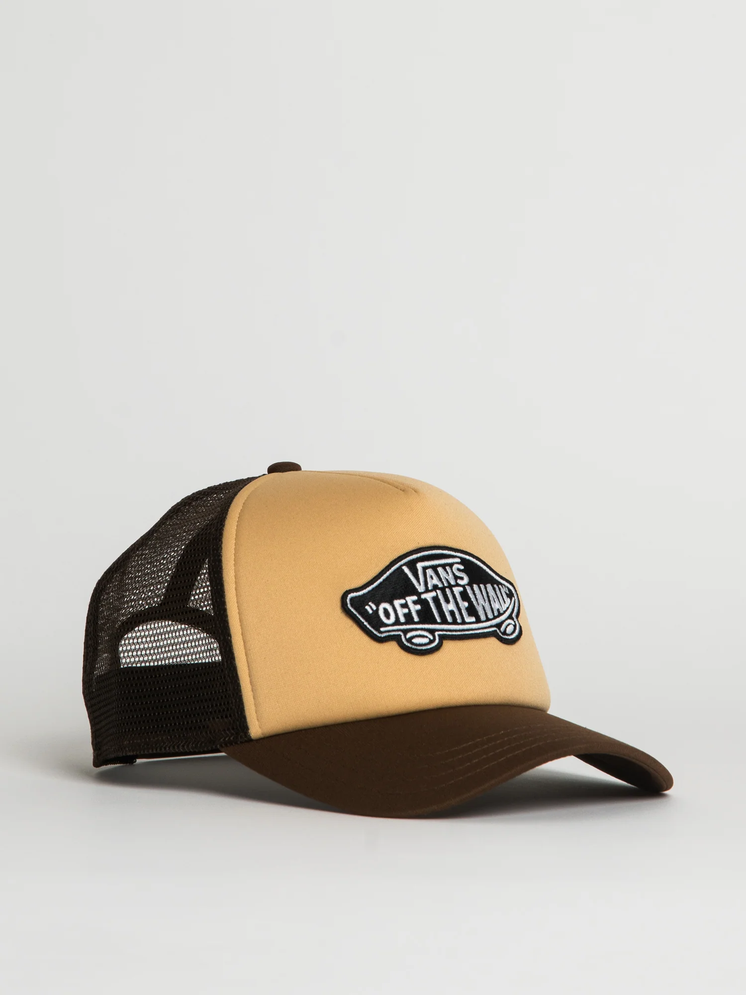 NMVANS CLASSIC PATCH CURVED BILL TRUCKER HAT