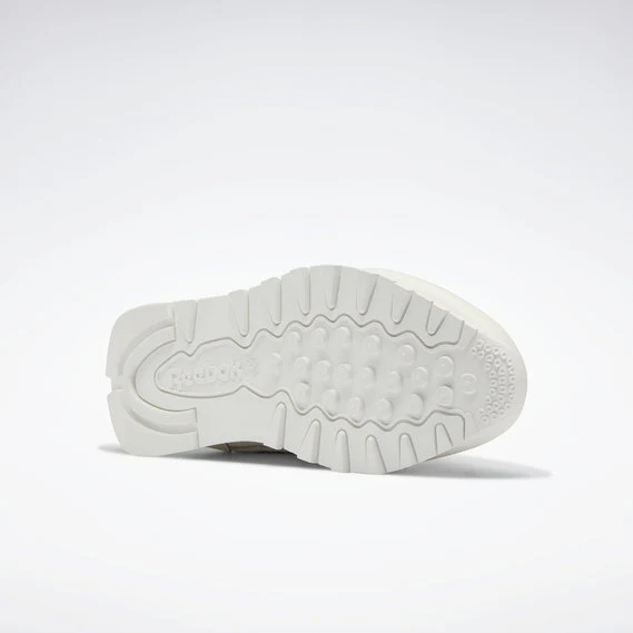 NMReebok Women's Classic Leather Shoes - Chalk / Batik Blue / Atomic Pink