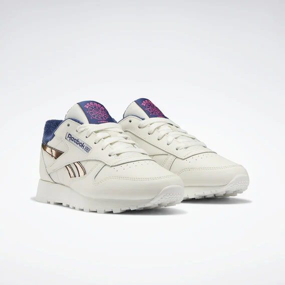 NMReebok Women's Classic Leather Shoes - Chalk / Batik Blue / Atomic Pink