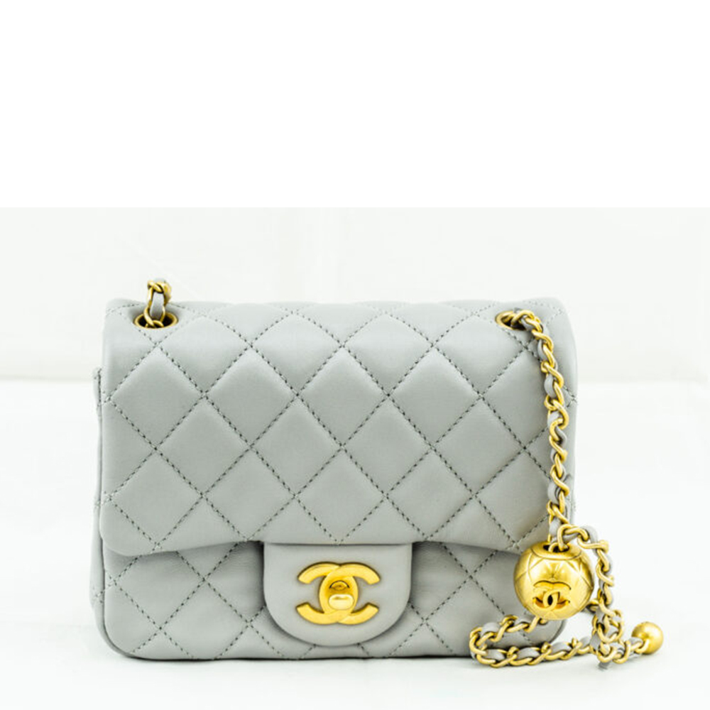 NMLambskin Quilted CC Pearl Crush Mini Flap Light grey