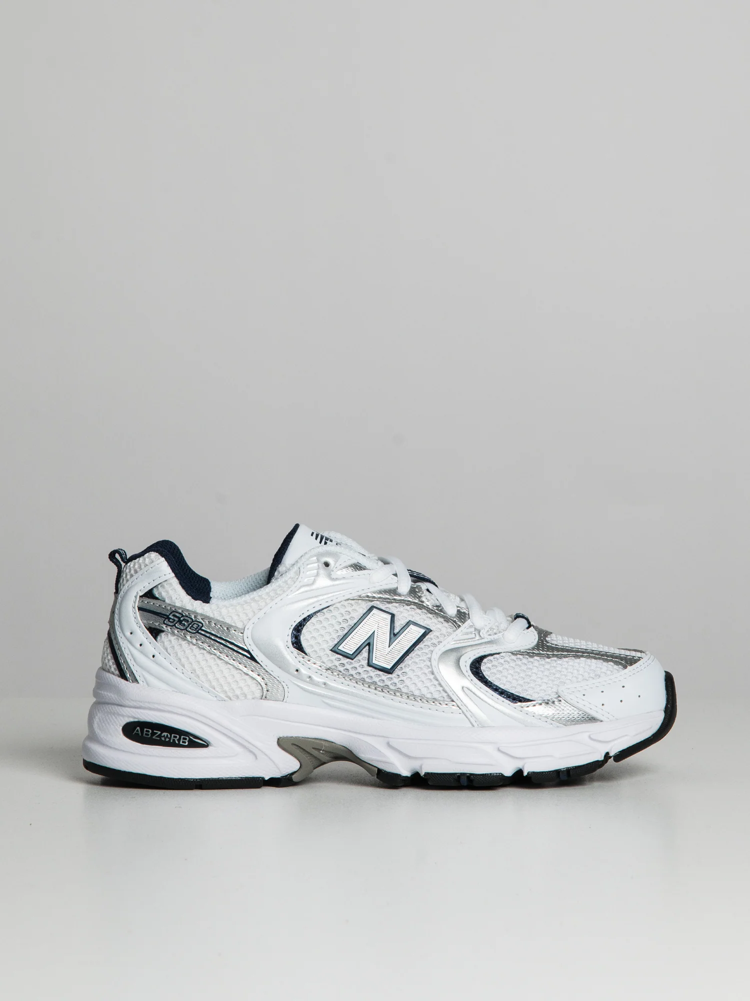 NMWOMENS NEW BALANCE 530 SNEAKER