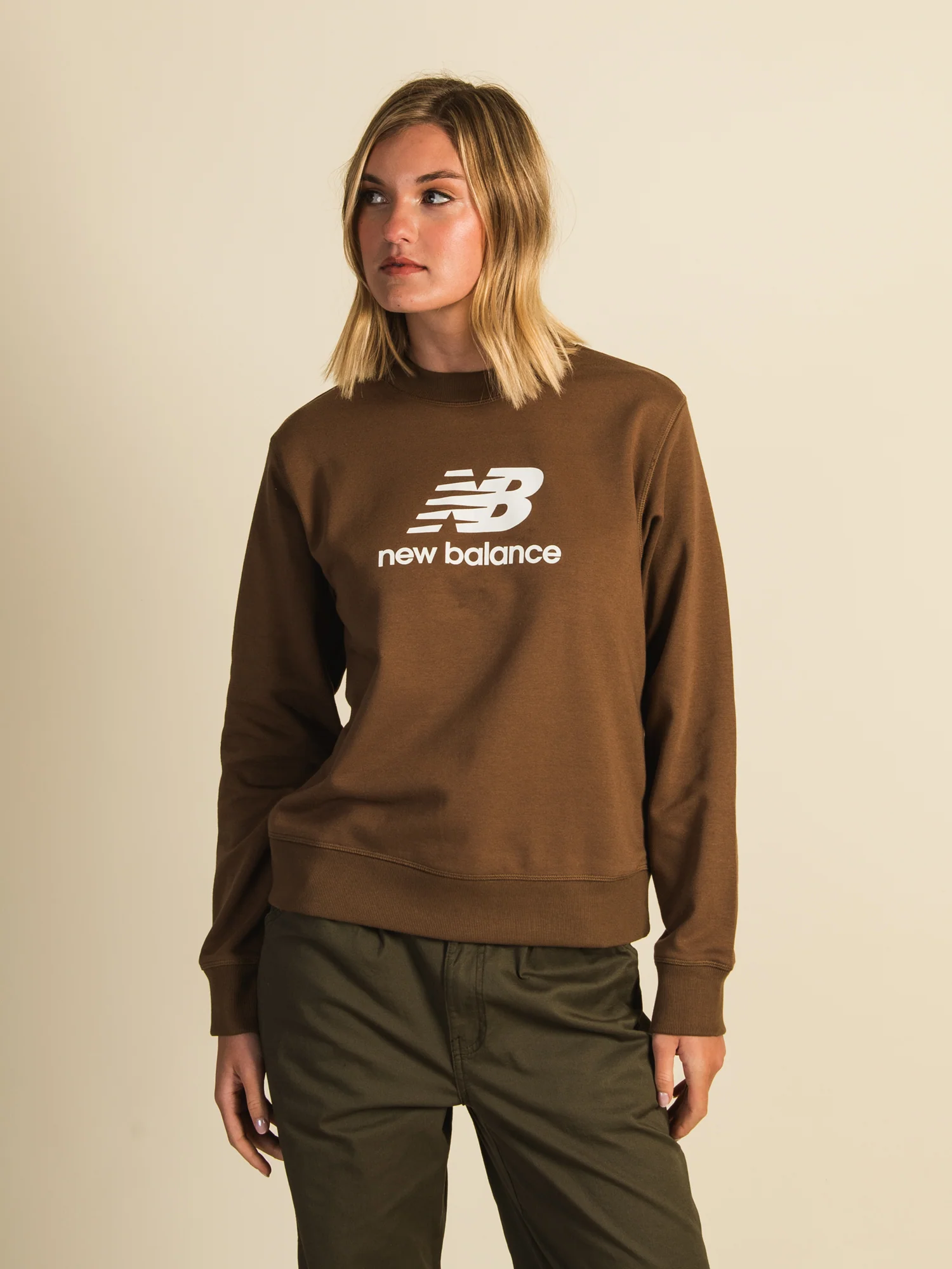 NMNEW BALANCE ESSENTIALS STACKED LOGO CREW