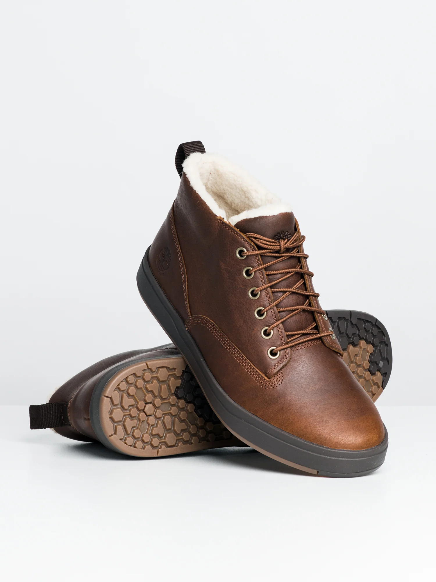 NMMENS TIMBERLAND DAVIS SQUARE LINED CHUKKA BOOT