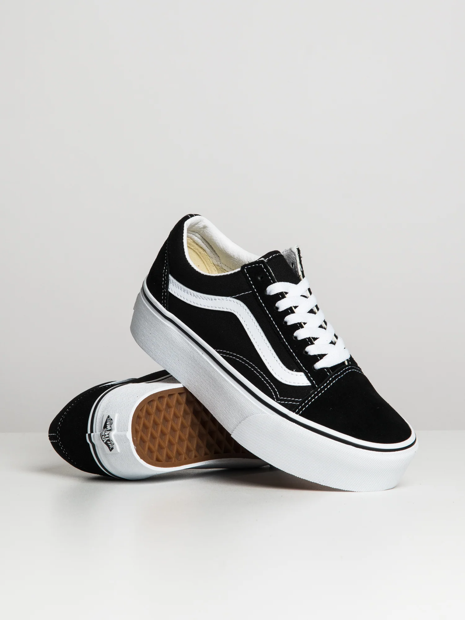 NMWOMENS VANS OLD SKOOL STACKFORM SNEAKER