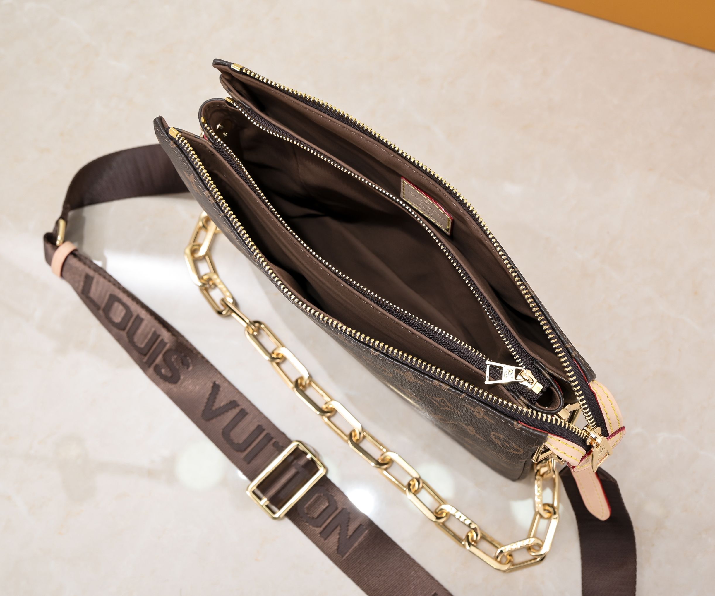 NMMonogram Coussin MM