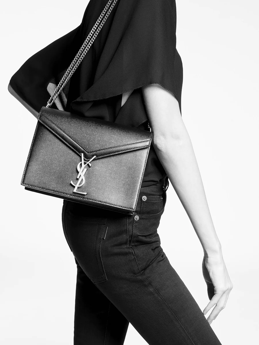 NMCassandra Medium Chain Bag in Grain de Poudre Embossed Leather