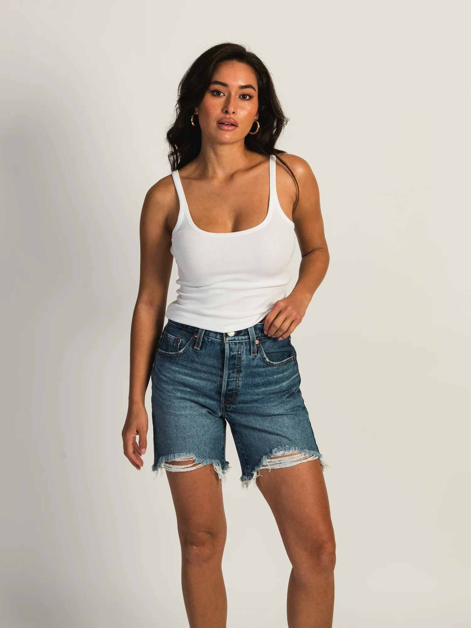 NMLEVIS 501 MID THIGH SHORT