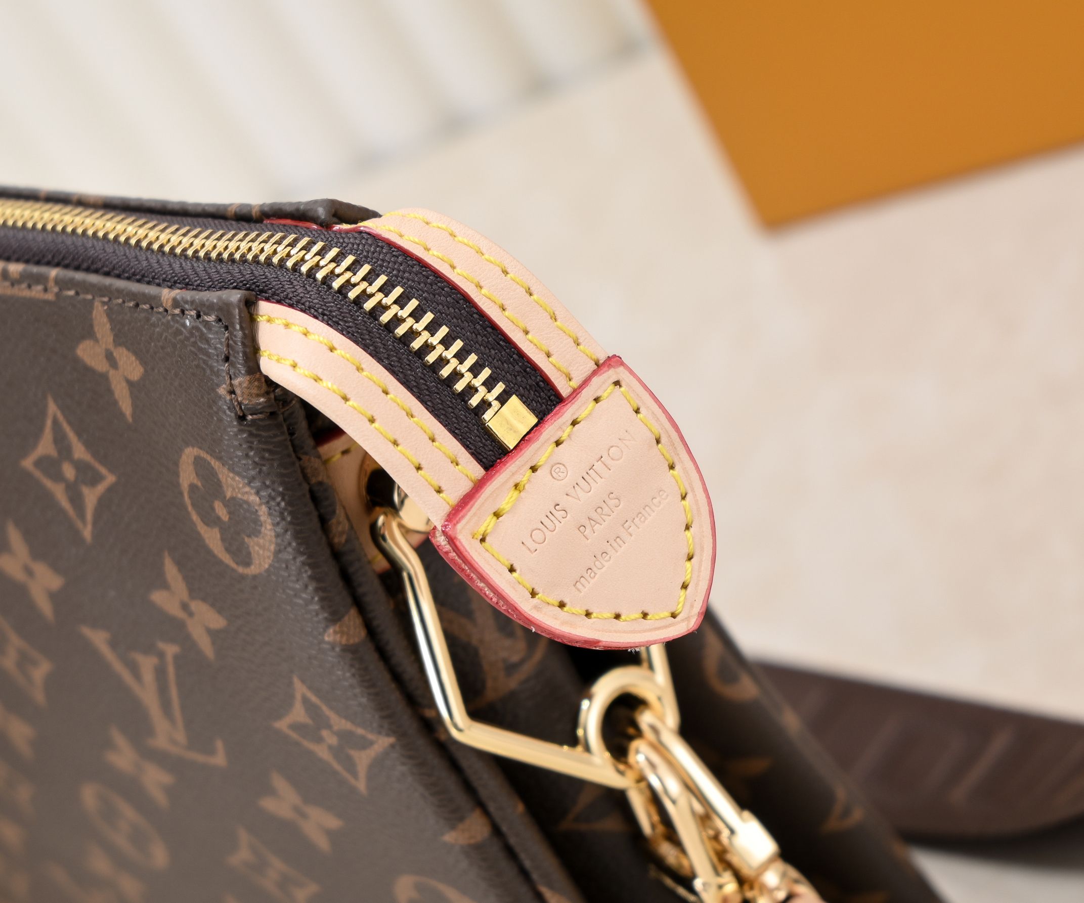 NMMonogram Coussin MM