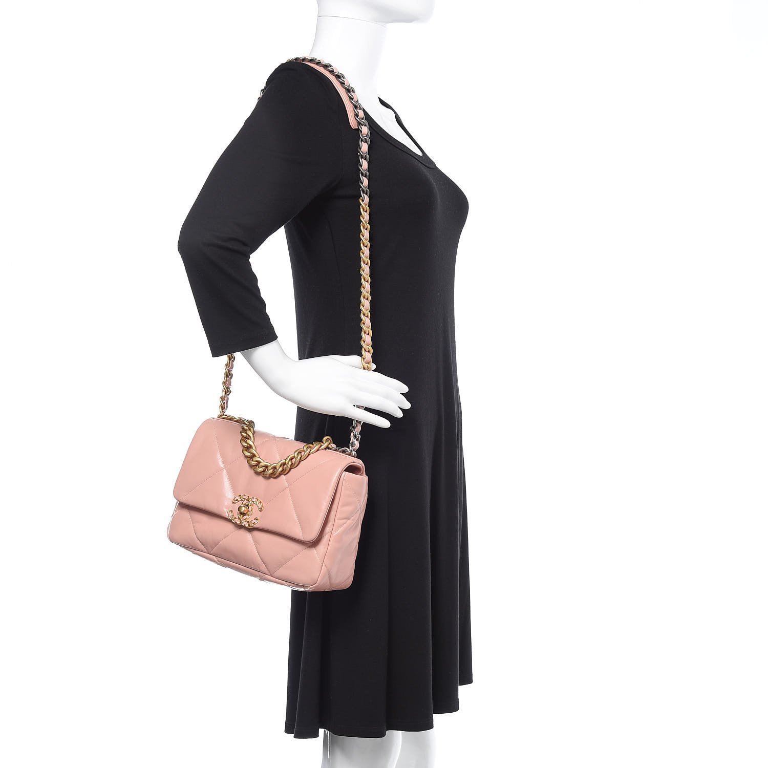 NMLambskin Quilted Medium Chanel 19 Flap Light Pink