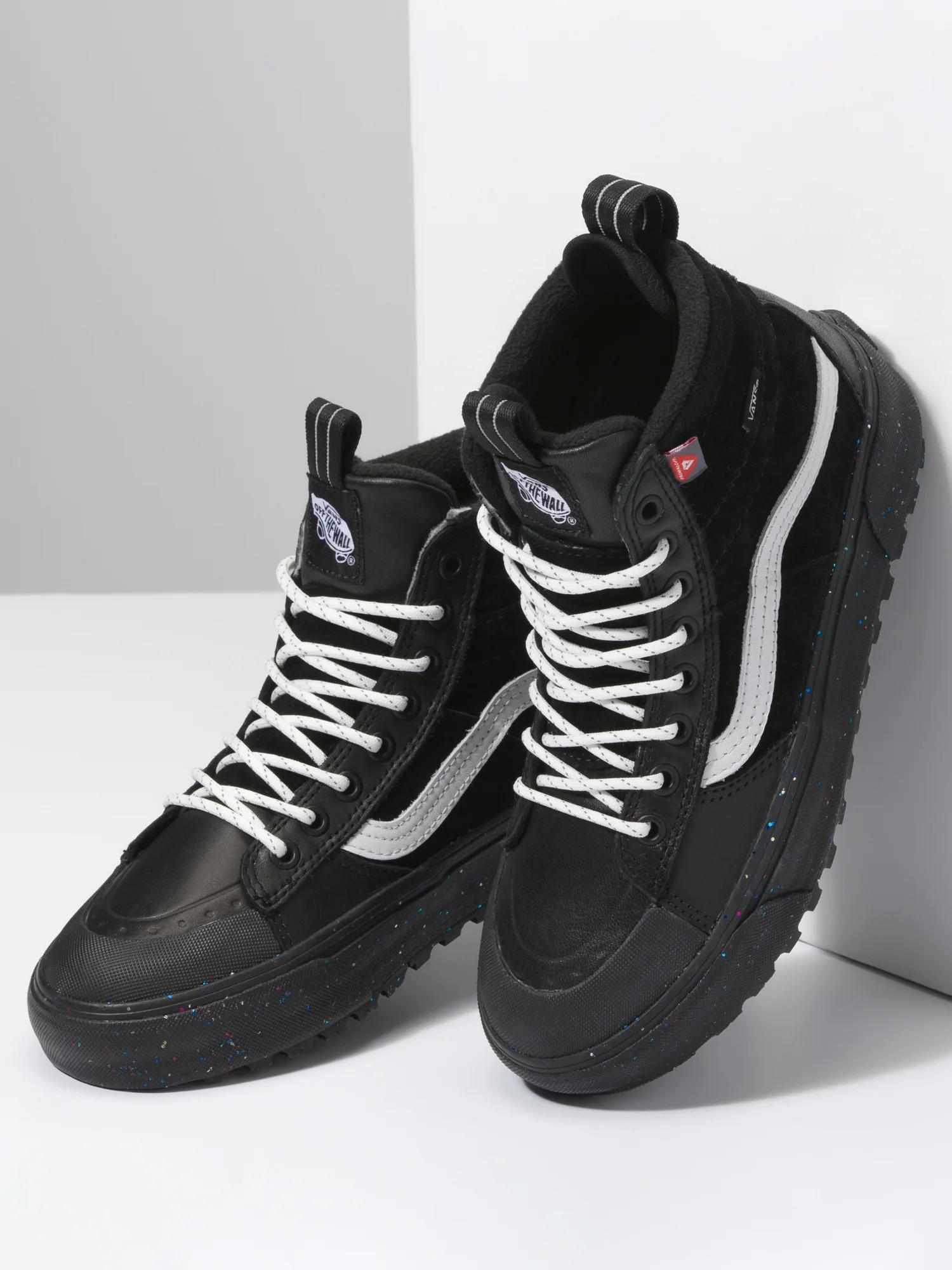 NMWOMENS VANS SK8 HI MTE-2