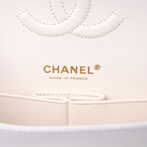 NMCaviar Quilted Medium Double Flap White