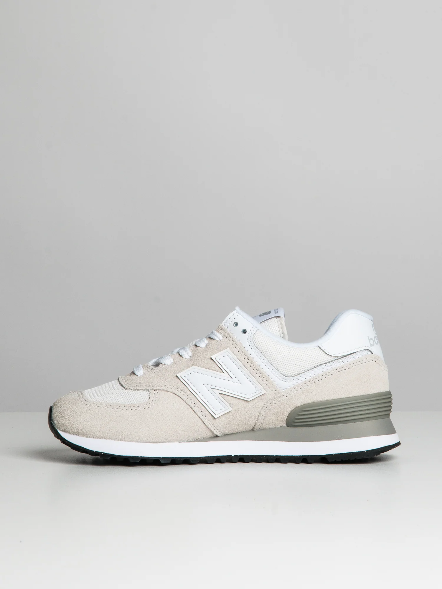 NMWOMENS NEW BALANCE THE 574 SNEAKER