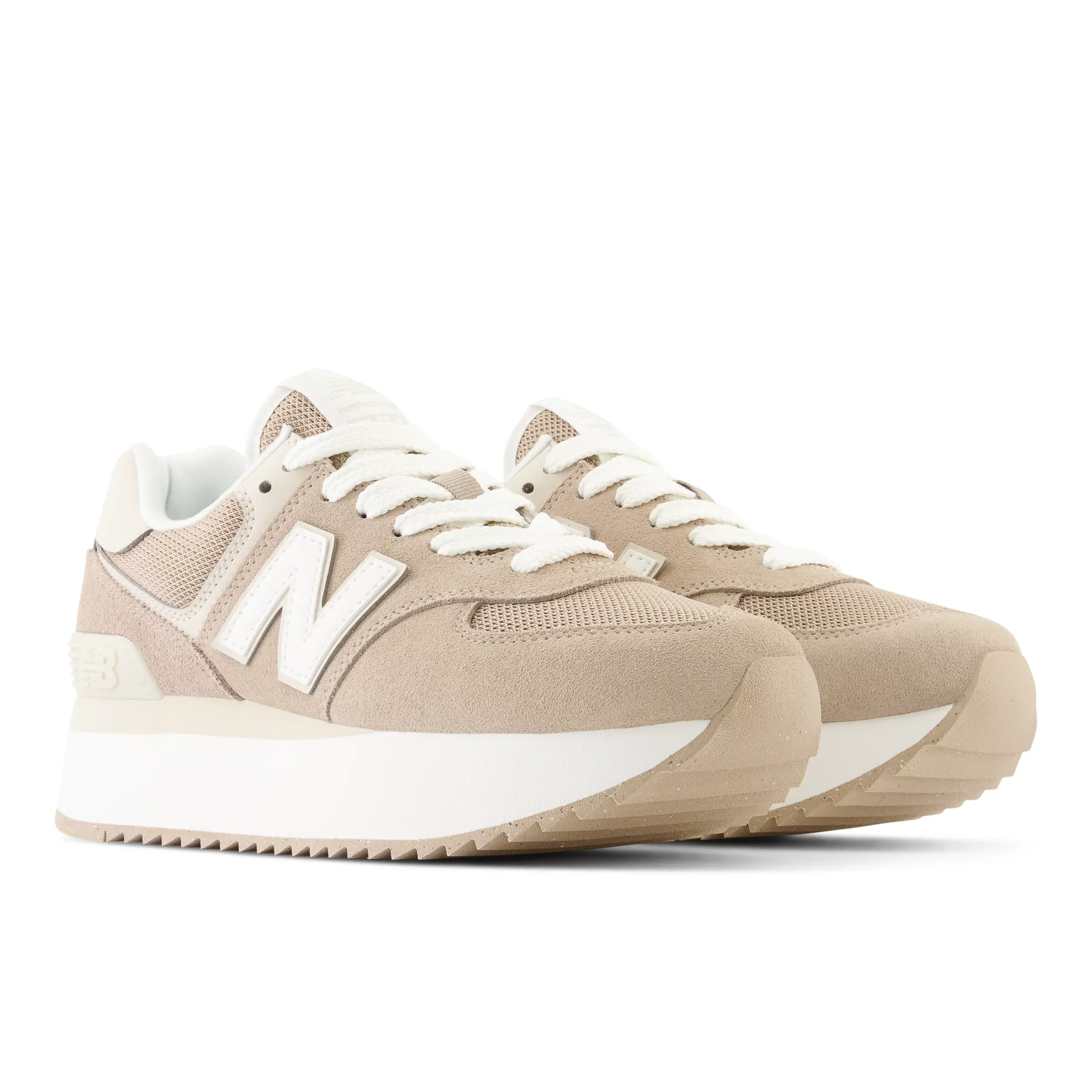 NM574+ - Driftwood with Timber Wolf and White