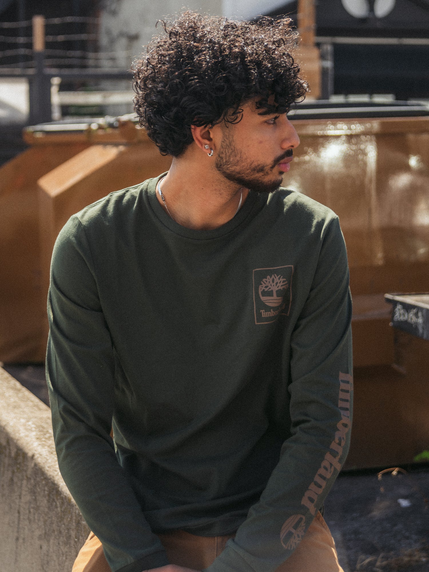 NMTIMBERLAND CHEST STACK LONG SLEEVE LOGO T-SHIRT