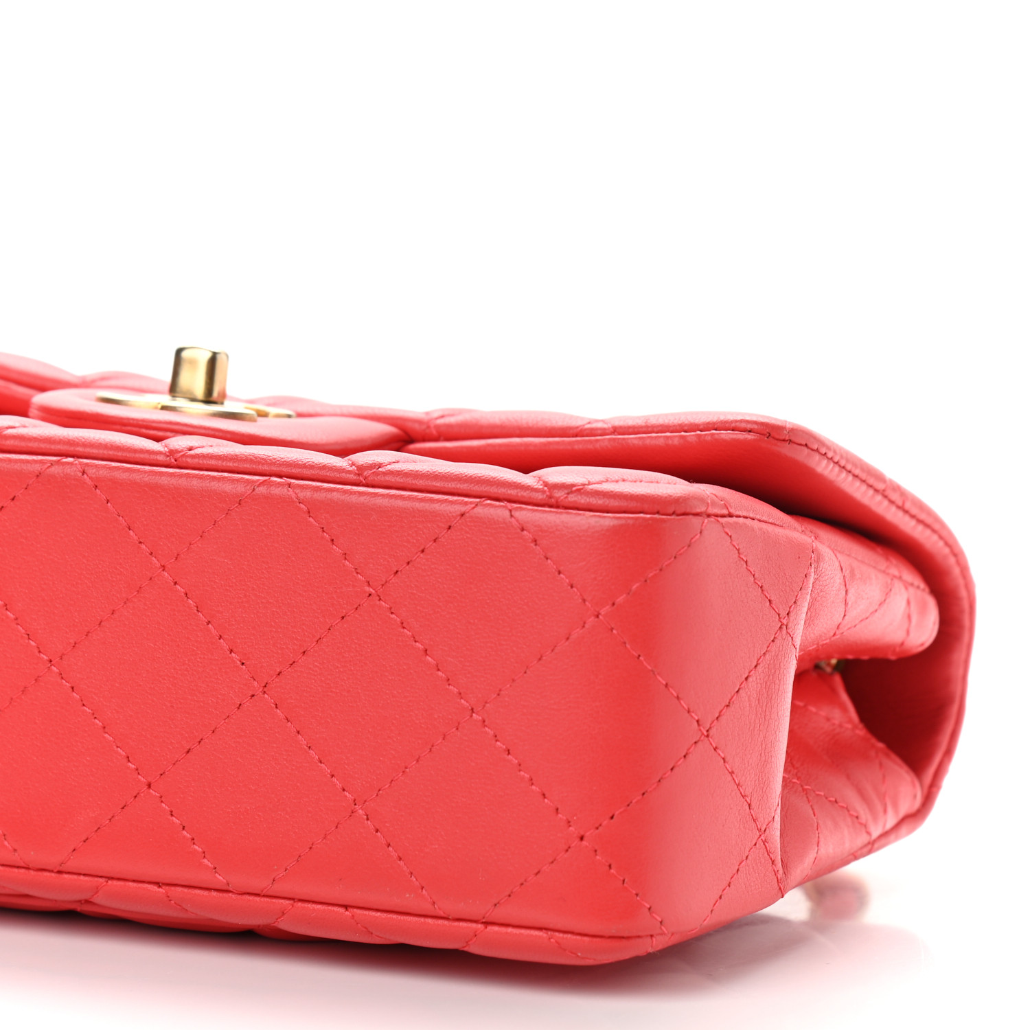 NMLambskin Quilted Mini Rectangular Flap Red